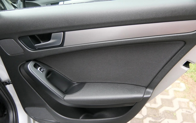 Audi A4 cena 43999 przebieg: 235000, rok produkcji 2013 z Orzesze małe 631